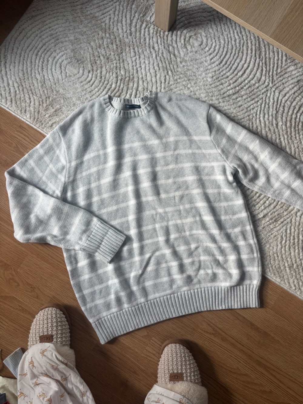 Brandy Melville Light Gray and White Striped Crewneck Sweater